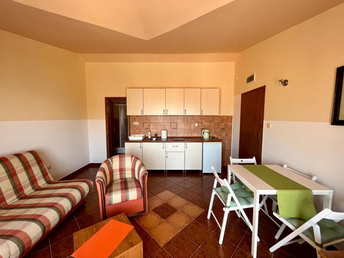 Apartmani Bojana Будва Экстерьер фото