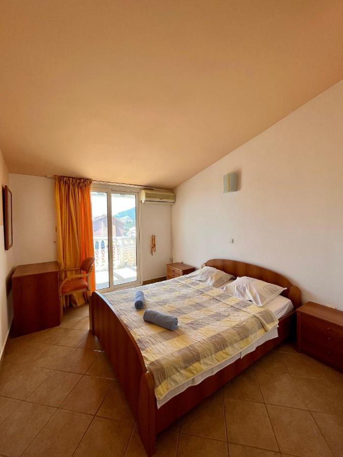Apartmani Bojana Будва Экстерьер фото